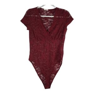 Tiny Willow short sleeve lace sheer bodysuit, sz L (Ptp 16")